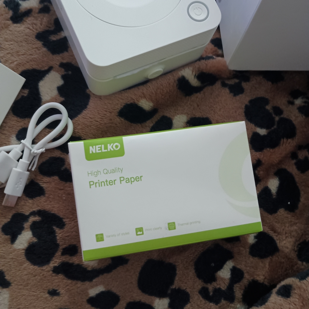 Nelko PM230 Portable Bluetooth Sticker Printer - Picture 5 of 9